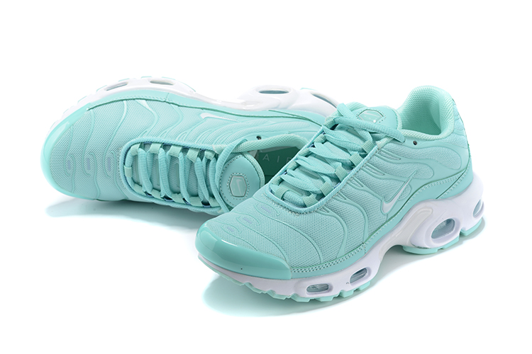 Nike Air Max Plus Gint Green Shoes